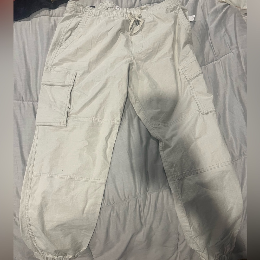 Gap cargo joggers brand new with tags.